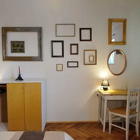 Апартаменти La Casa De Buendias *