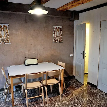 La Casa De Buendias Апартаменти *
