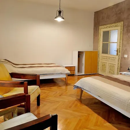 La Casa De Buendias