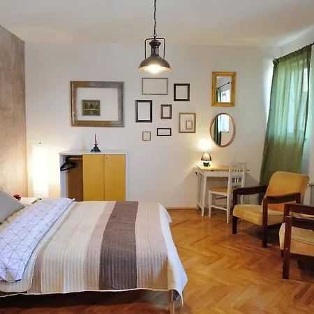 Апартаменти La Casa De Buendias